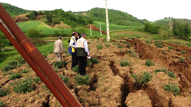 جریان گاز شهر دوزین و 21 روستای شهرستان مینودشت وصل شد