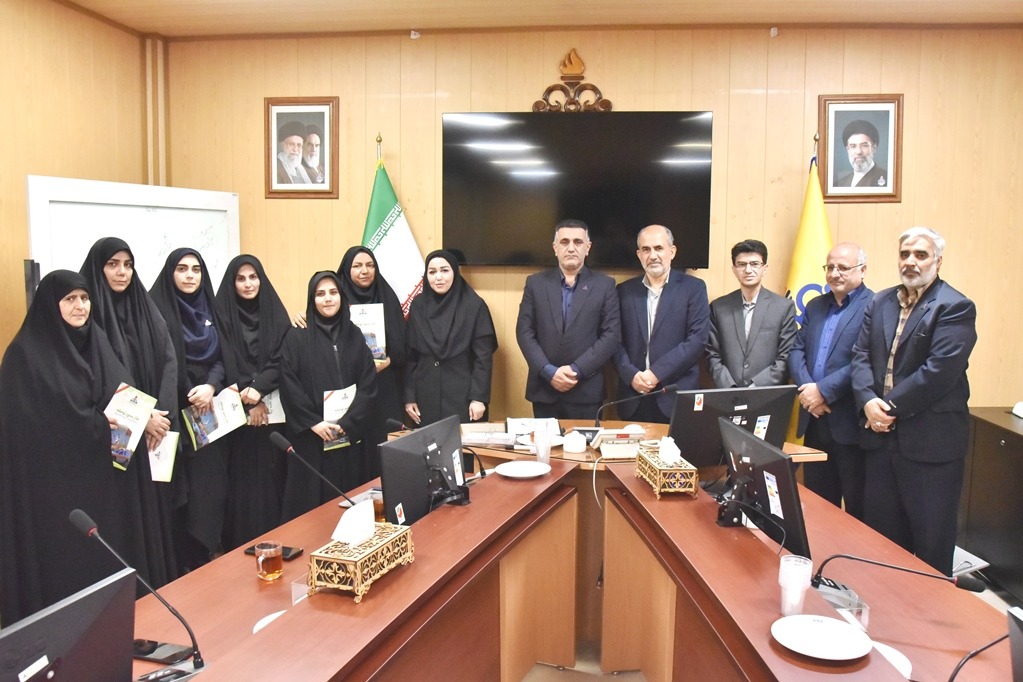 پاسداشت هفته عفاف و حجاب در شرکت گاز گلستان؛ آیین تجلیل و قدردانی از بانوان محجبه  